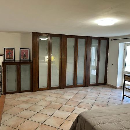 B&B Next Stop Napoli Bagian luar foto