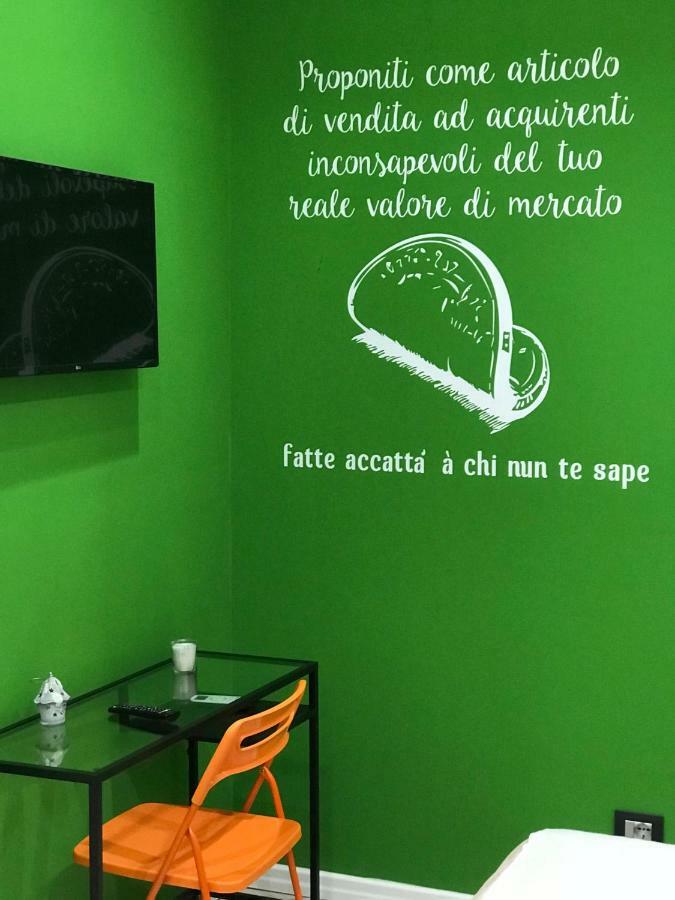 B&B Next Stop Napoli Bagian luar foto