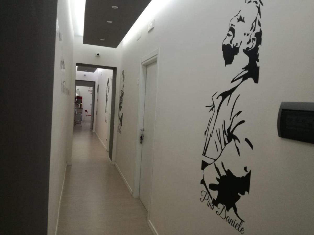 B&B Next Stop Napoli Bagian luar foto